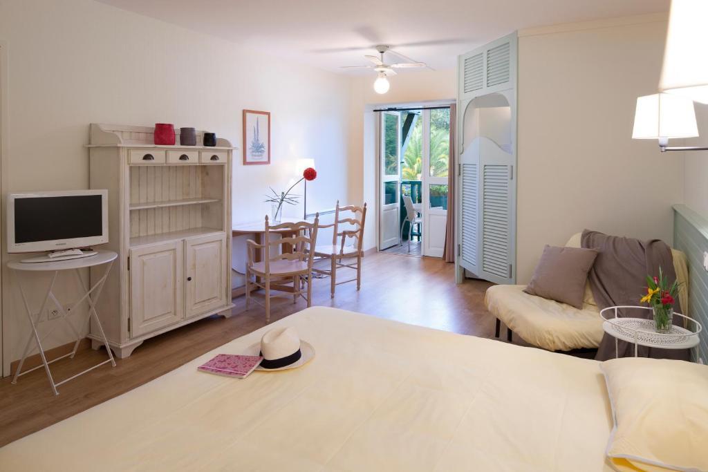 Le Domaine Du Levant Hotel Cambo-les-Bains Kamer foto